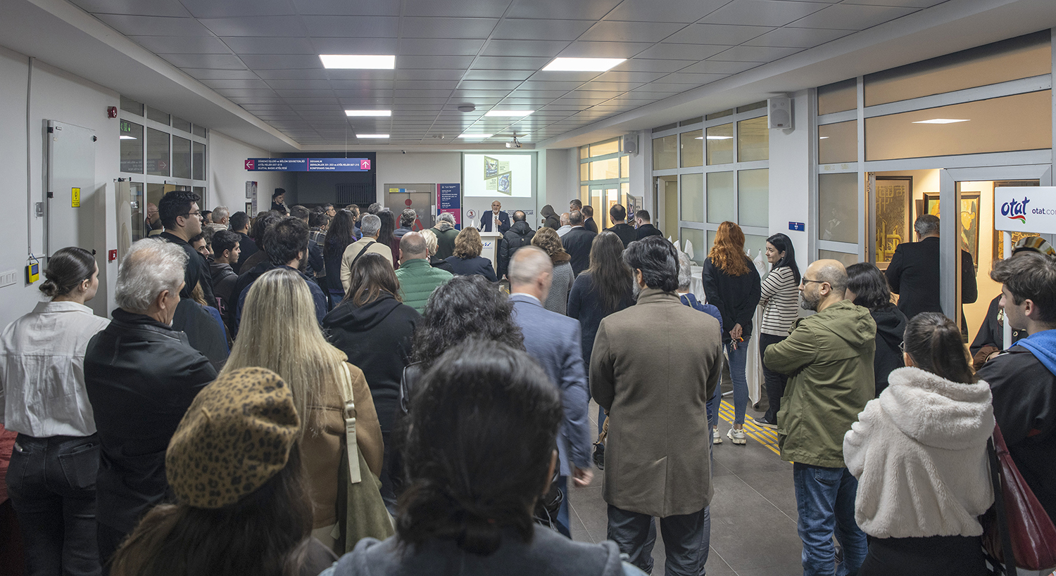 Prof.Dr. Metin EKER, Ondokuz Mayıs &Uuml;niversitesi&rsquo;nin kuruluşunun 50. Yılı m&uuml;nasebeti ile &ldquo;38/50: Retro-Perspektif&rdquo; adını verdiği bir kişisel sergi a&ccedil;tı.