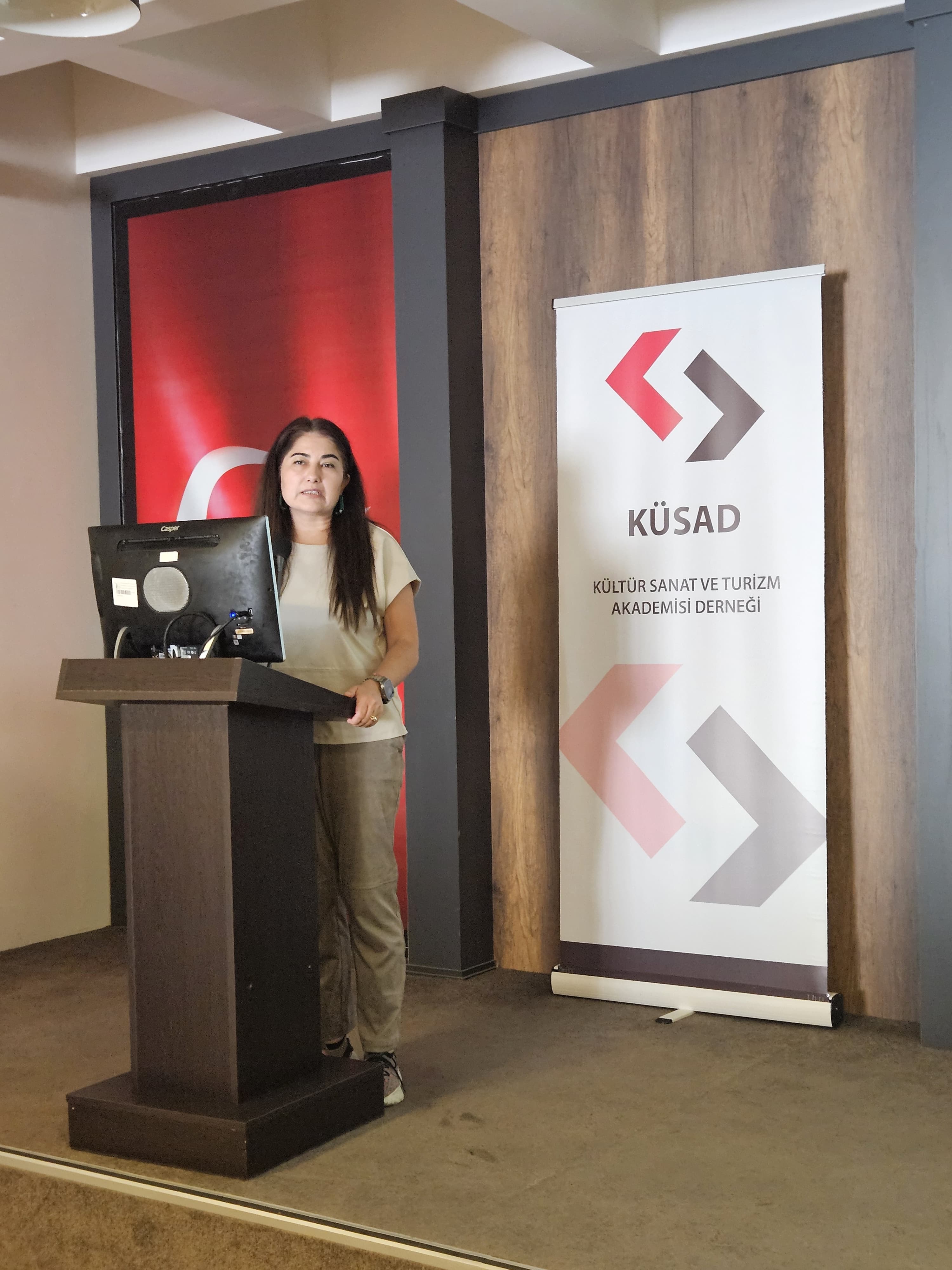 SOKAK HAYVANLARINA G&Uuml;NCEL BAKIŞ