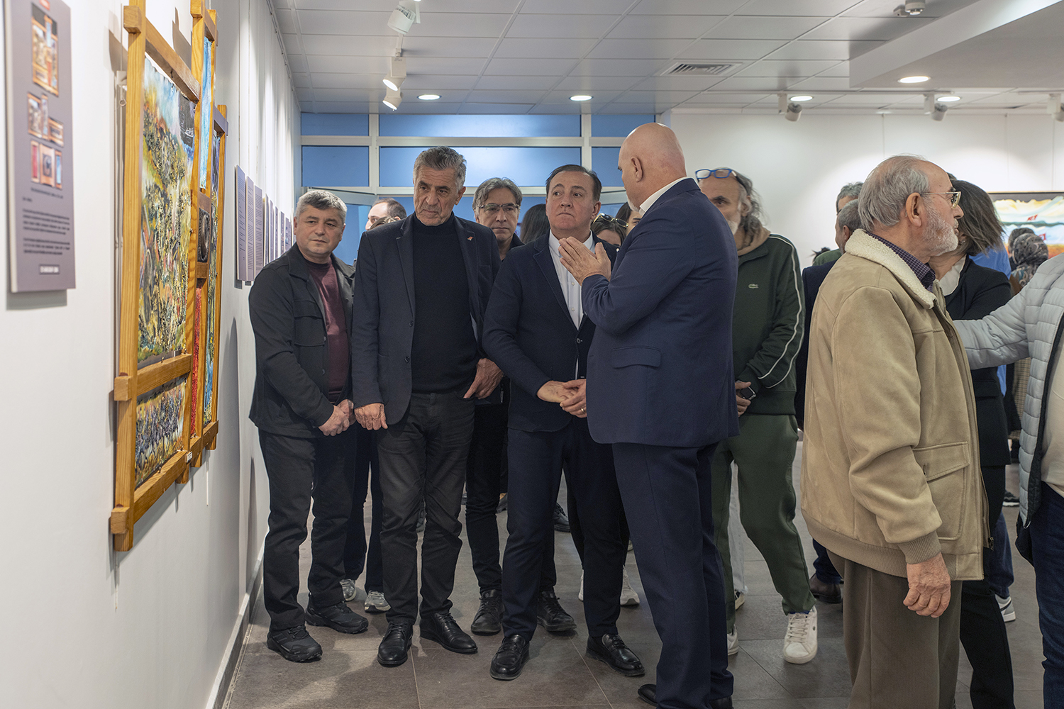 Prof.Dr. Metin EKER, Ondokuz Mayıs &Uuml;niversitesi&rsquo;nin kuruluşunun 50. Yılı m&uuml;nasebeti ile &ldquo;38/50: Retro-Perspektif&rdquo; adını verdiği bir kişisel sergi a&ccedil;tı.